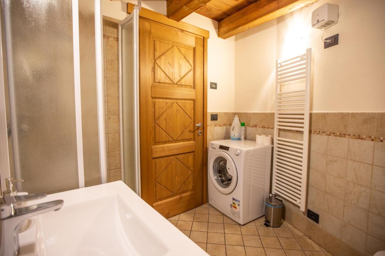 Les Greniers Appartements Aosta Exterior foto